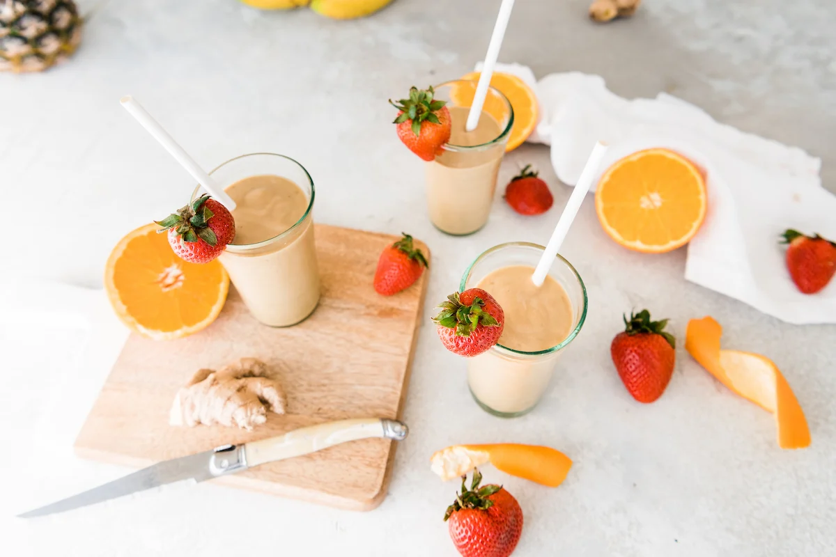 tropical pineapple-ginger smoothie_father's day breakfast ideas