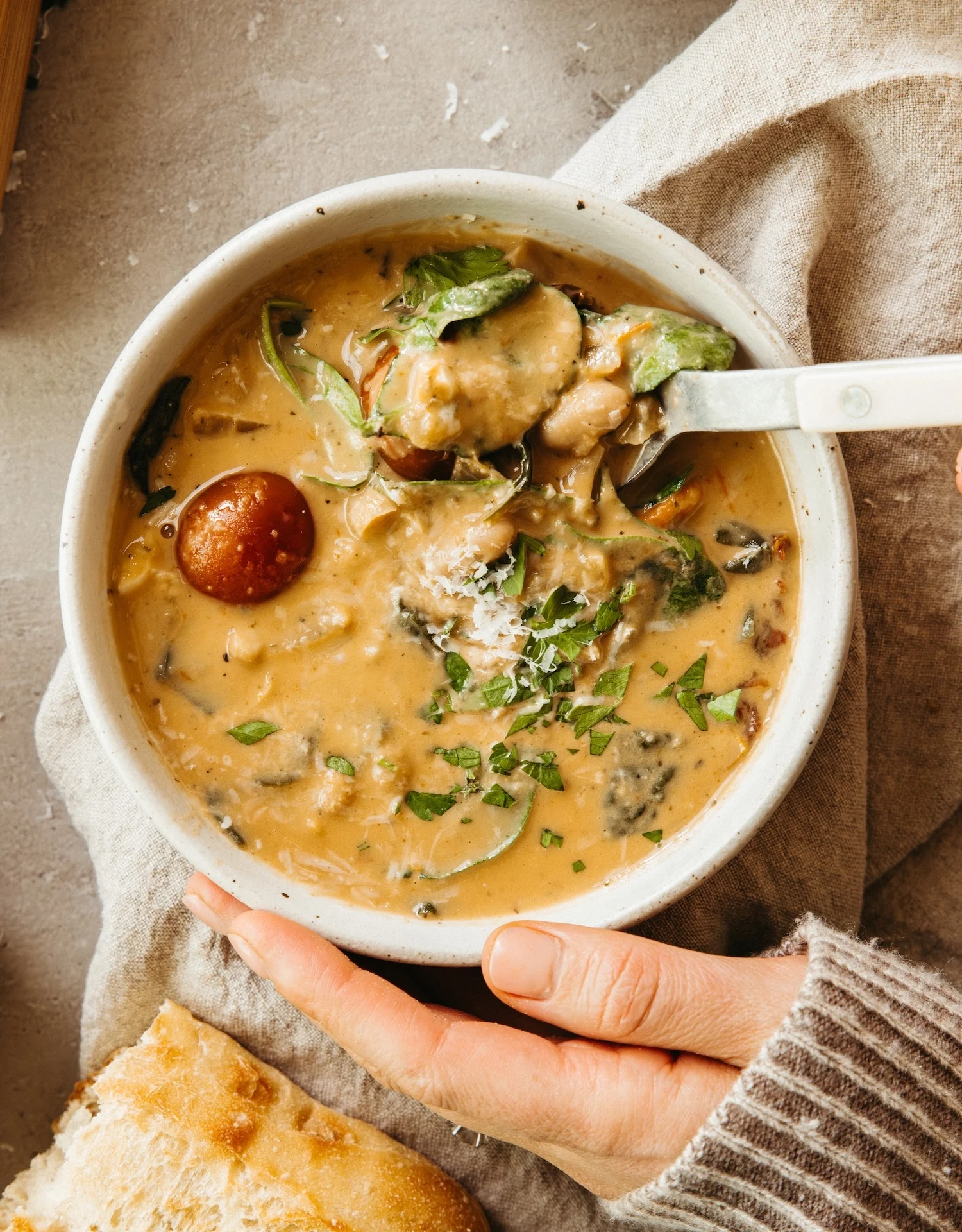 tomato and white bean soup