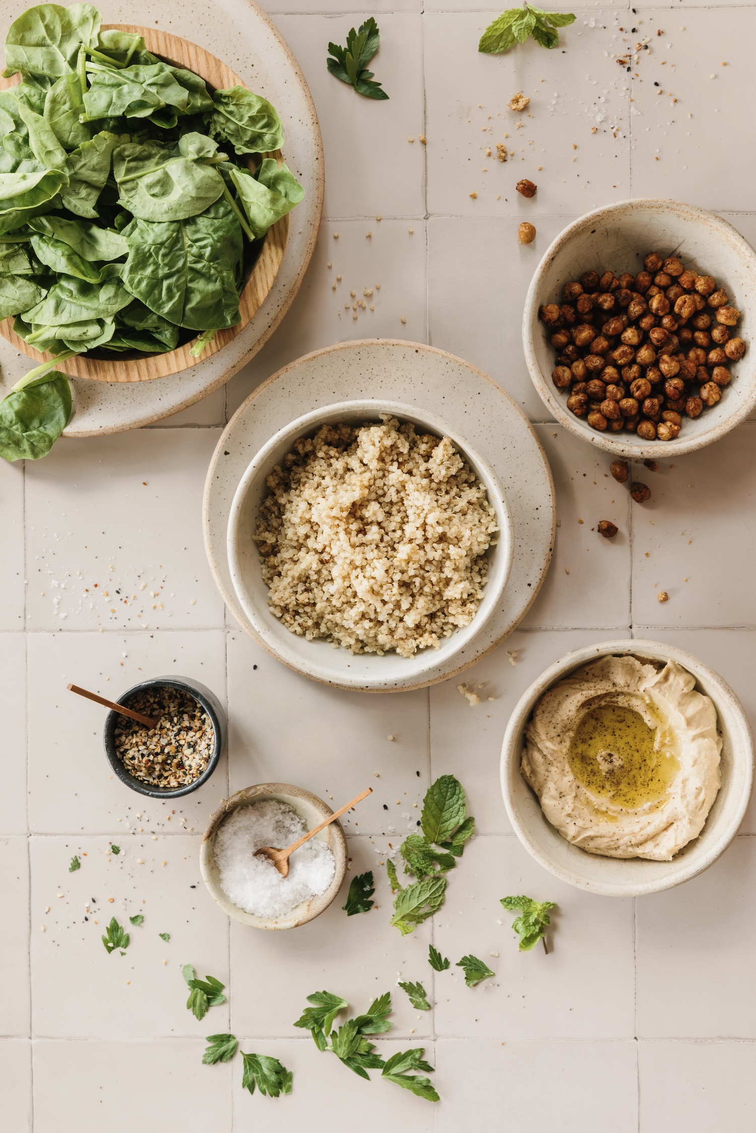 mediterranean quinoa breakfast bowl3