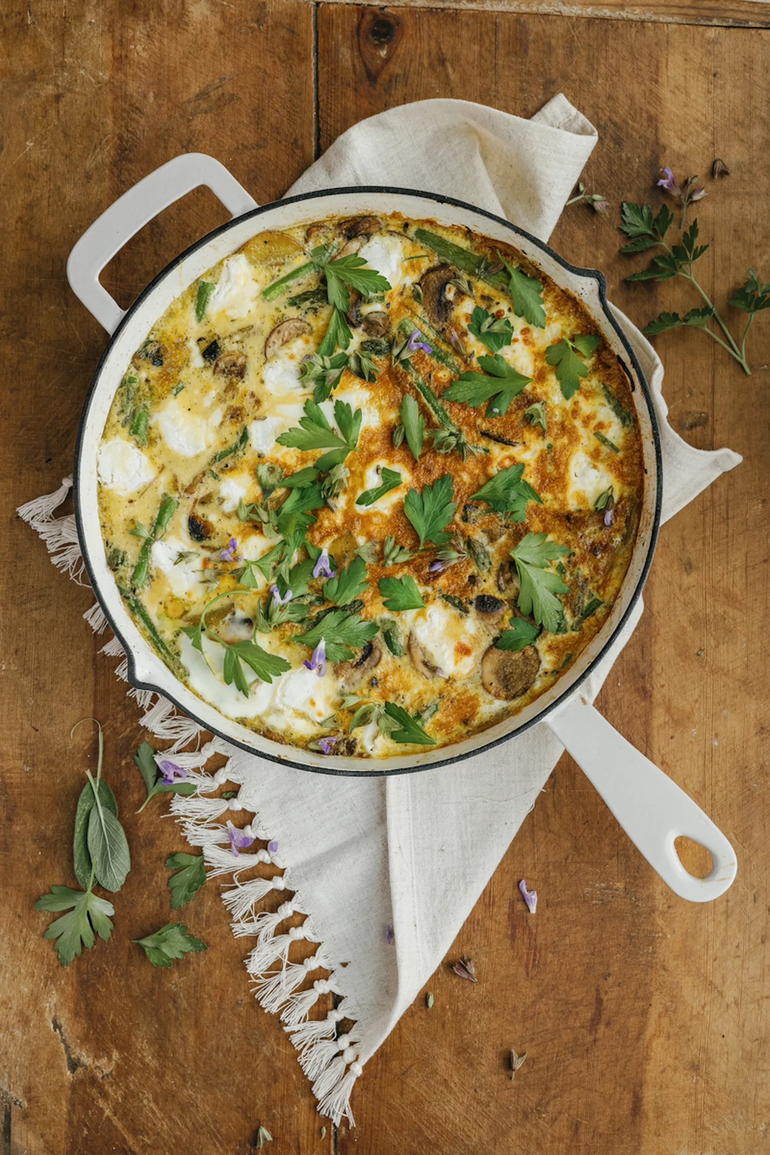 asparagus, potato, and goat cheese frittata_spring dinner ideas