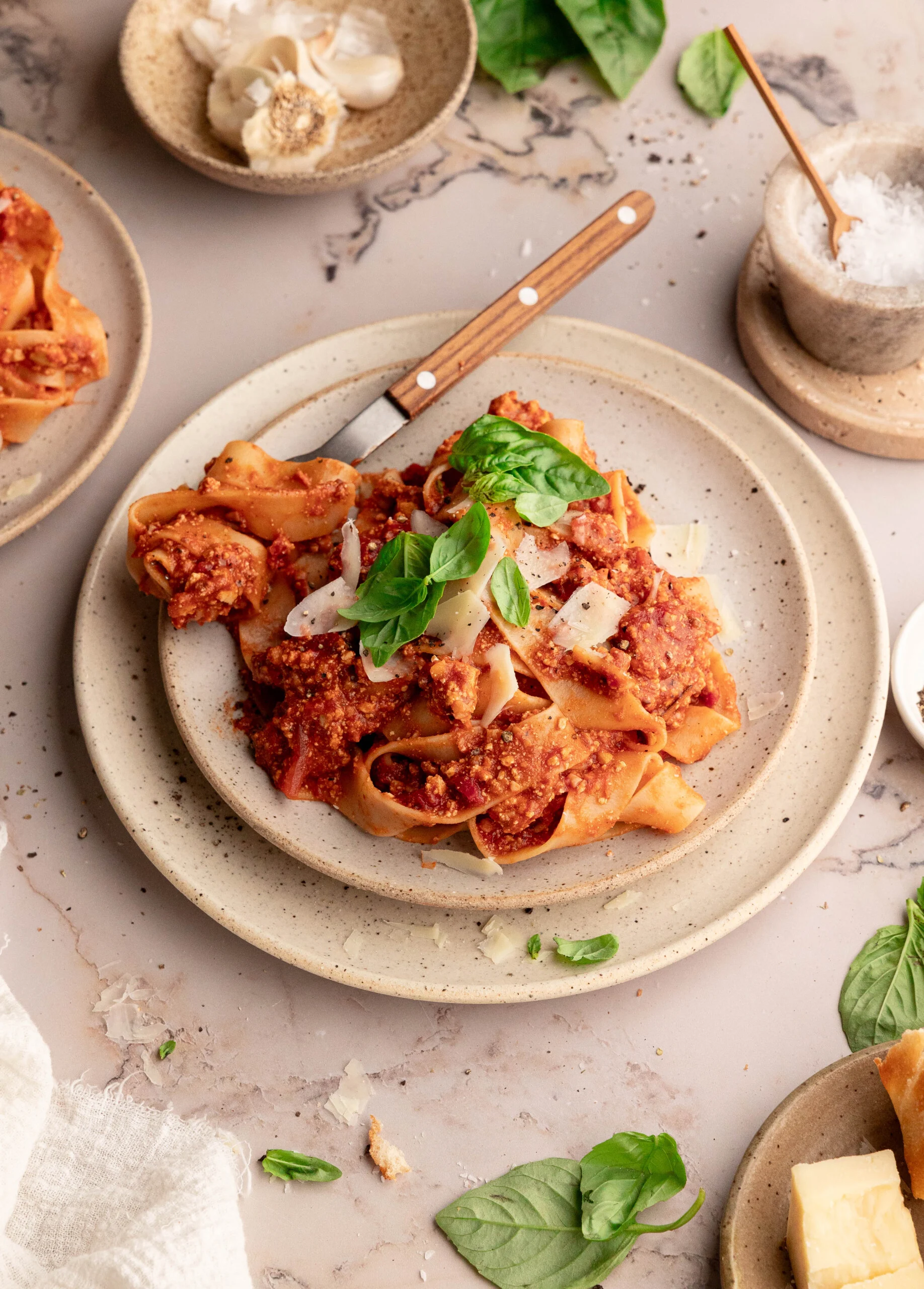 vegan mushroom bolognese